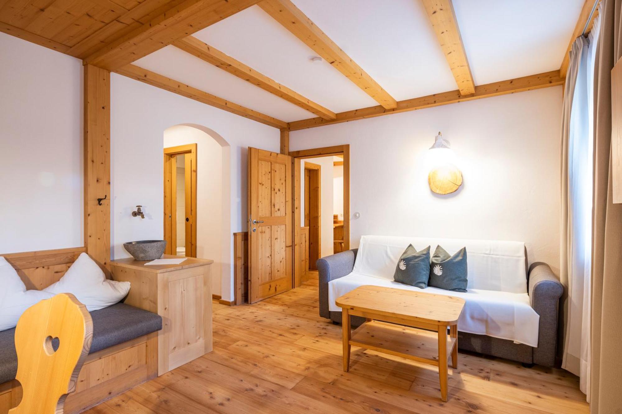 Hotel Tann Collalbo Ngoại thất bức ảnh